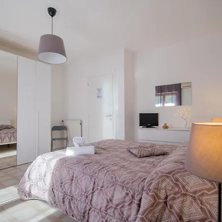 A Casa Di Amici Bed & Breakfast Caserta