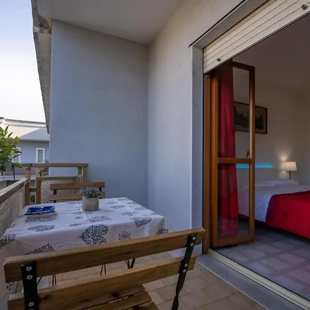 A Casa Di Amici Nocleg ze śniadaniem 3*